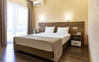 Гостиница Солнечная Гавань Новороссийск Стандарт улучшенный-1